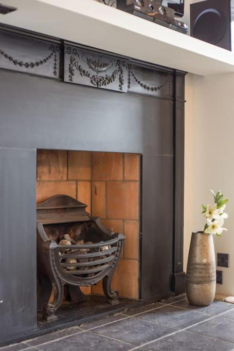 Prime Edinburgh City Centre - 4 Bed Penthouse ภายนอก รูปภาพ