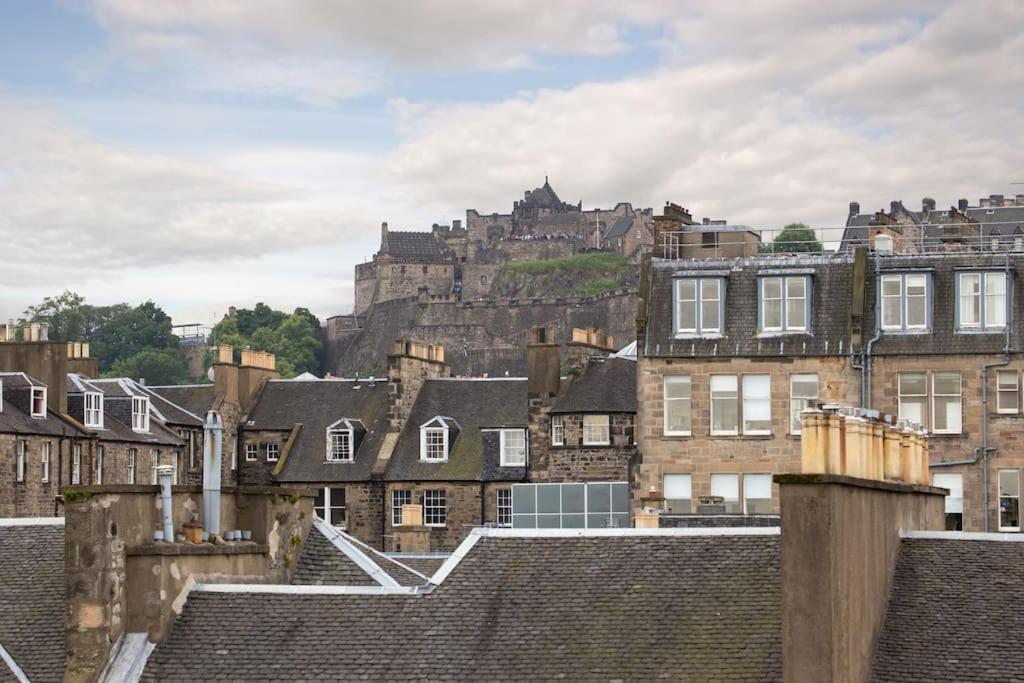 Prime Edinburgh City Centre - 4 Bed Penthouse ภายนอก รูปภาพ